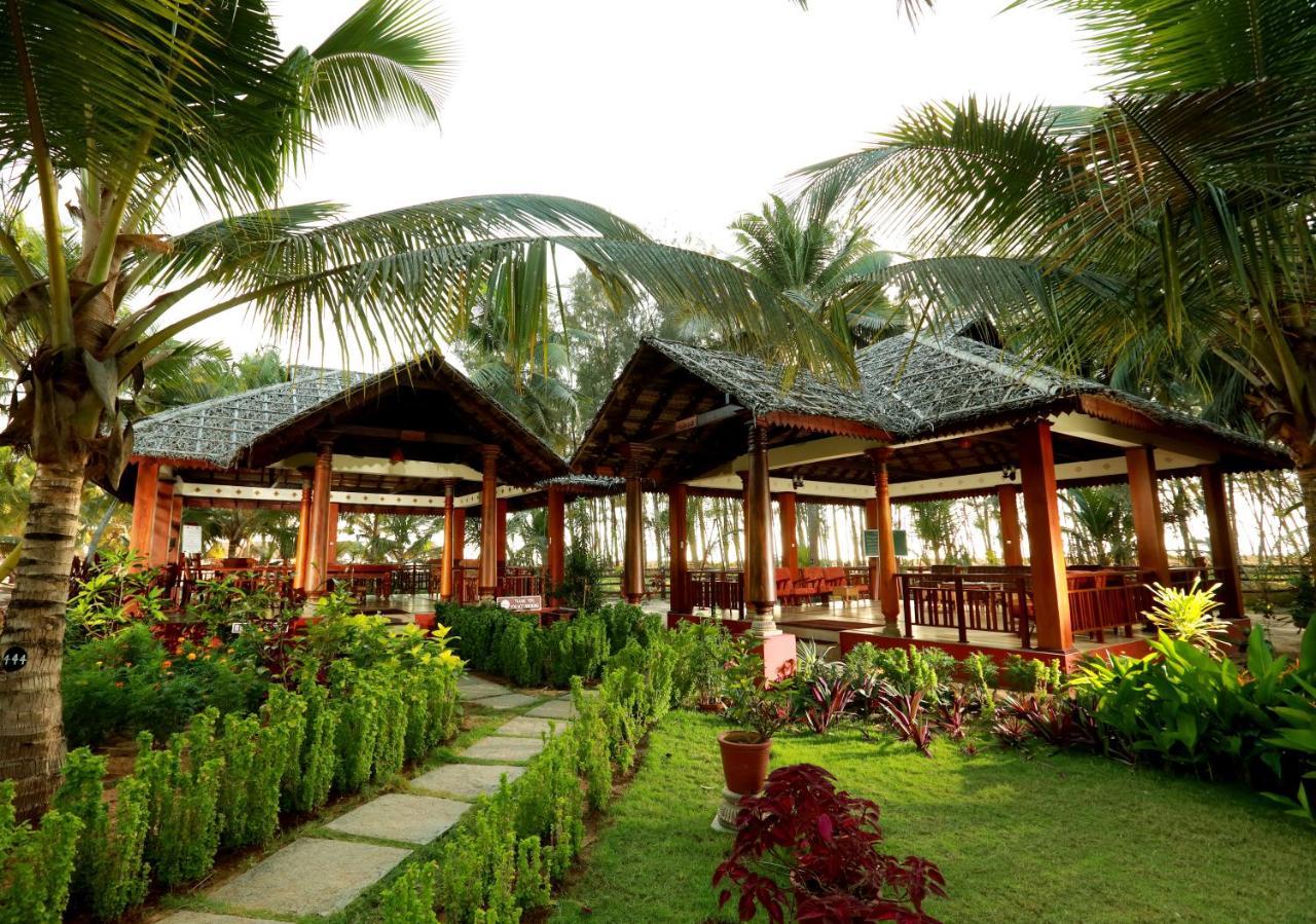 The Nattika Beach Resort Thrissur Exterior foto